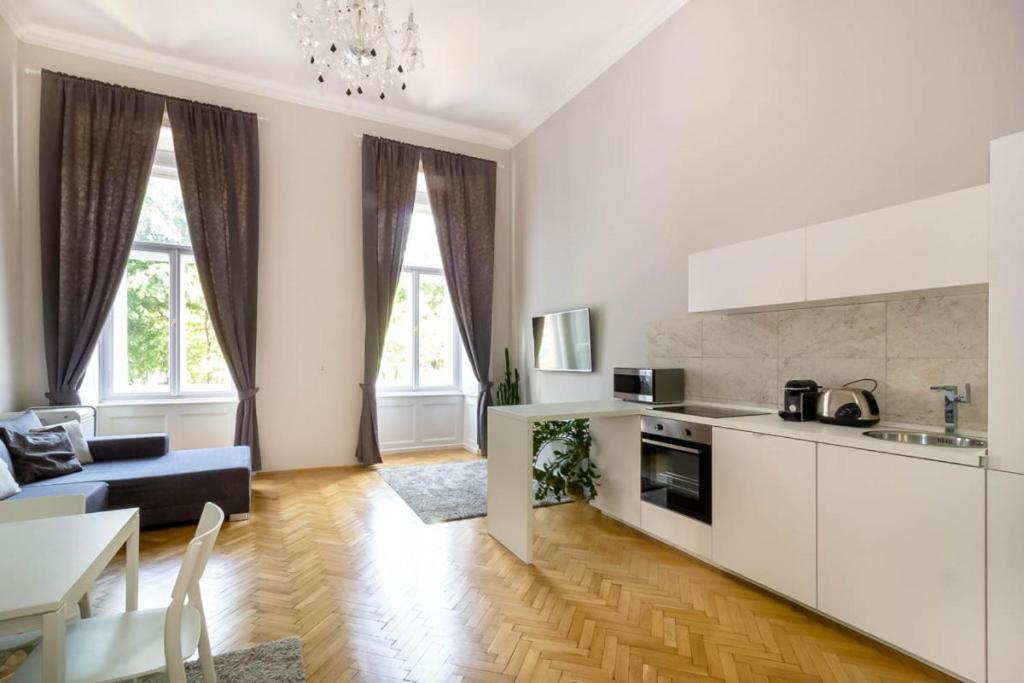 Luxury Lisbeth Apartman Budapest Boedapest Buitenkant foto