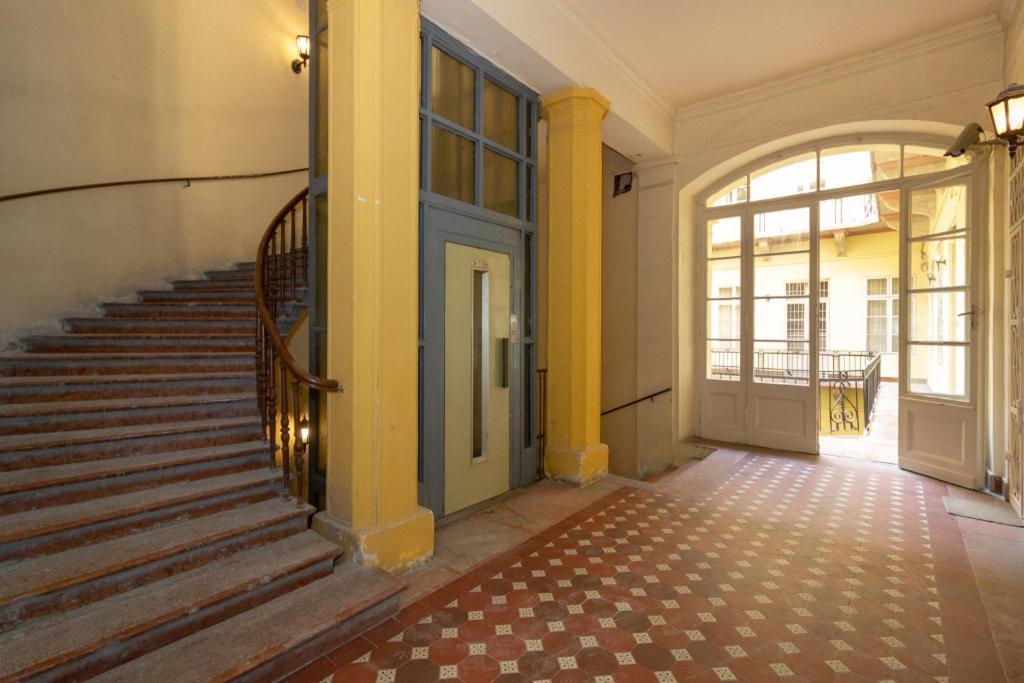 Luxury Lisbeth Apartman Budapest Boedapest Buitenkant foto